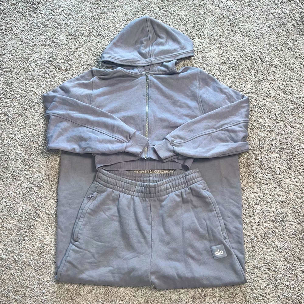 Alo fog jacket/sweatpant set